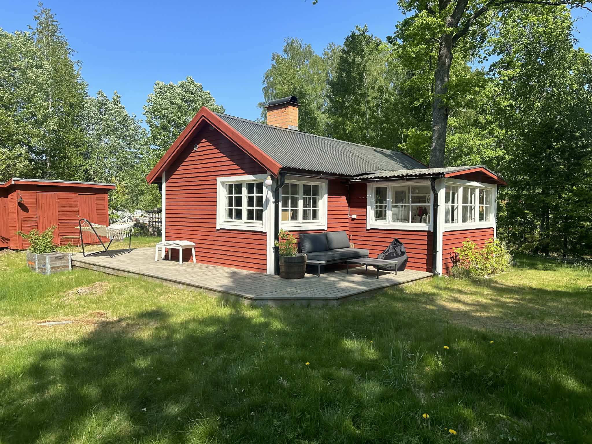 Nyrenoverad hus med 2 sovrum